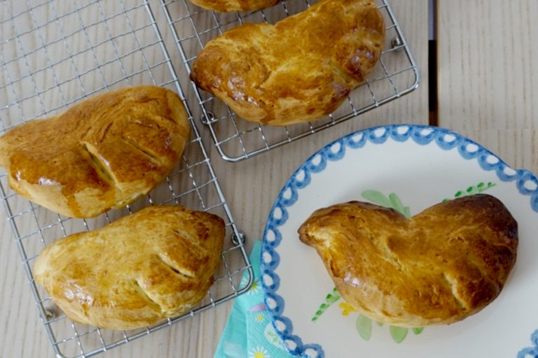 Palmpasen broodhaantjes